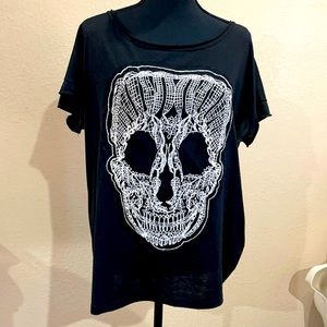 Lace Skull tee